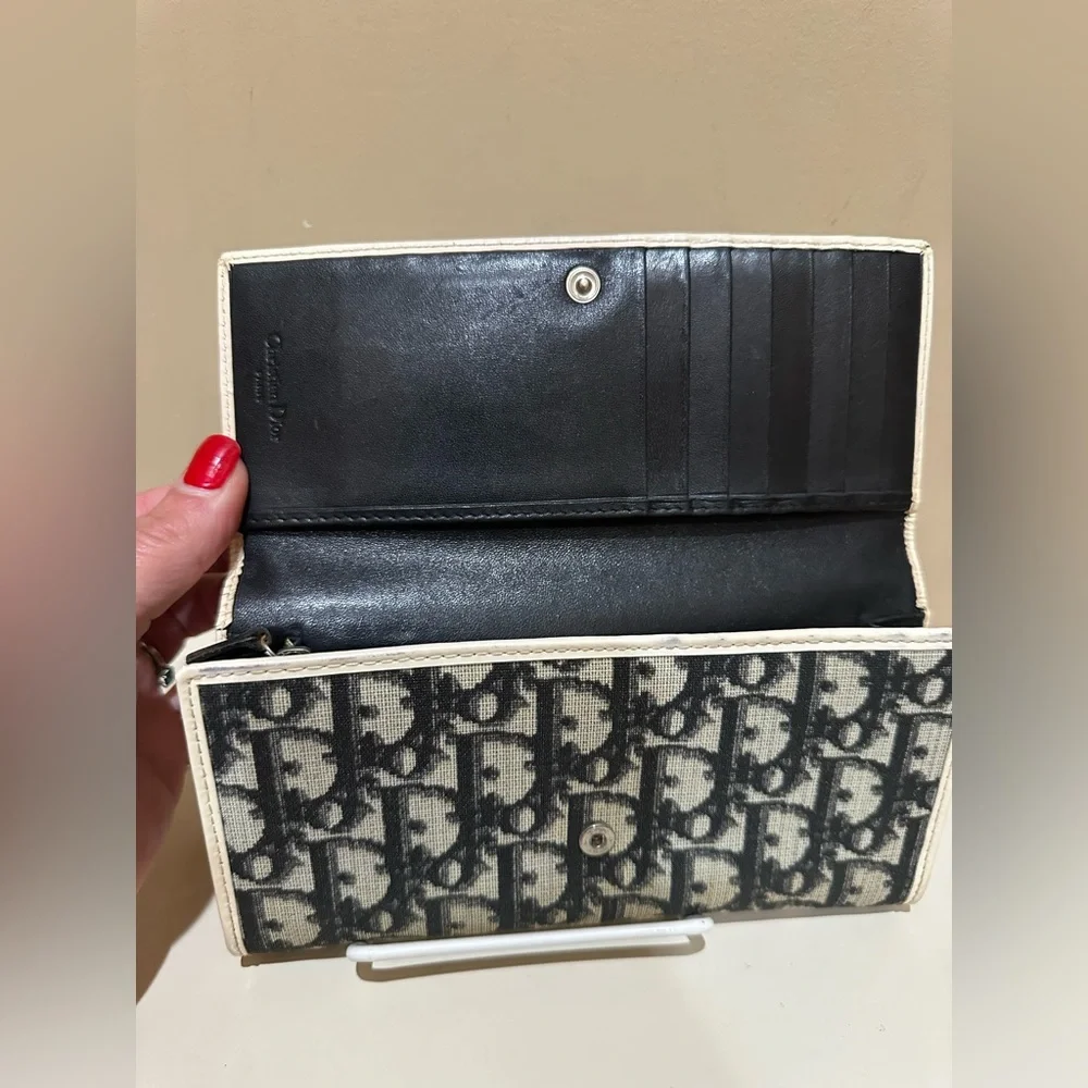 Dior trotter long wallet blue/cream #1 w/added unbranded chain